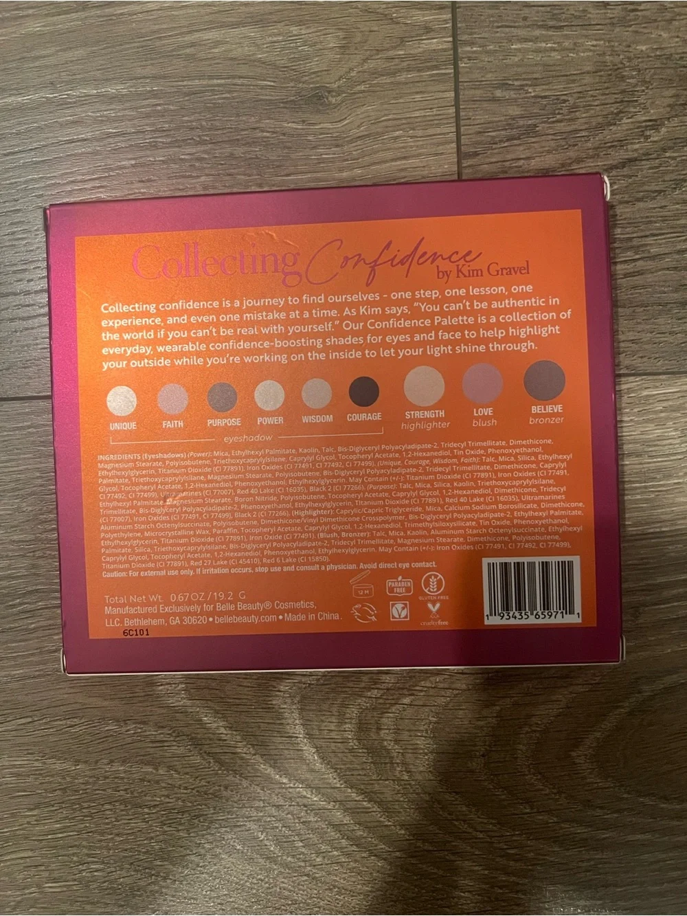 Collecting Confidence Eyeshadow/Highlighter/Bronzer/Blush Palette